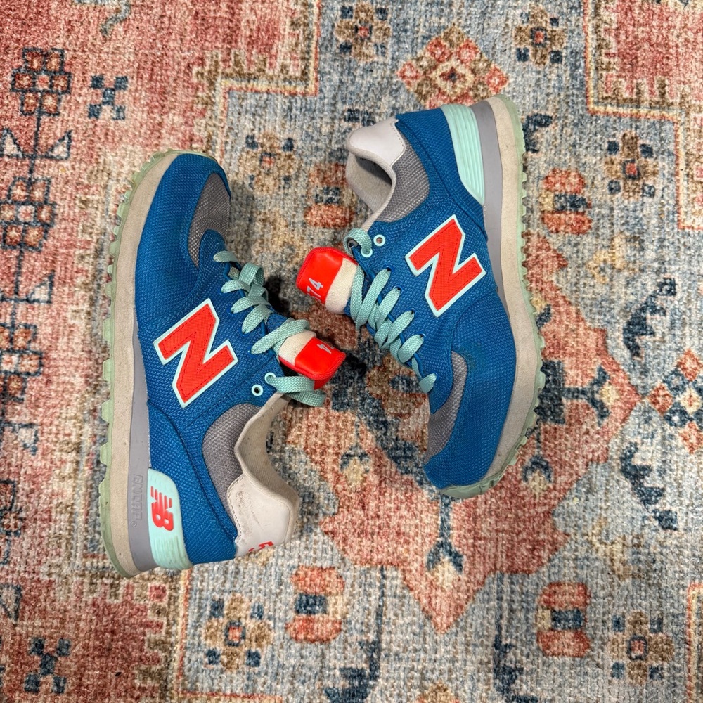 SOLD New Balance Vibrant Blue and Gray 574